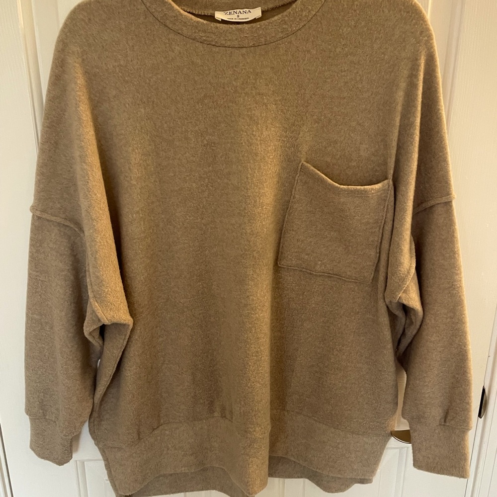 Women’s Long Sleeve Lightweight Top. Sz. S New condition